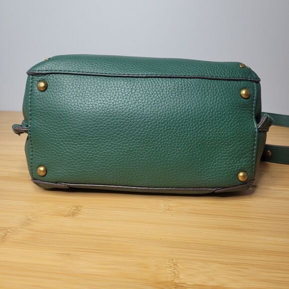 American Leather Co Luca Triple Entry Crossbody Bag Deep Emerald Green Pebbeled - Picture 4 of 15